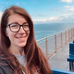 Meet your Posher, Danielle